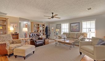 1311 Orphe Guidry Rd, Arnaudville, LA 70512