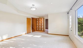 4510 GRETNA St, Bethesda, MD 20814