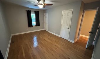 106 SHORE Dr, Big Sandy, TN 38221