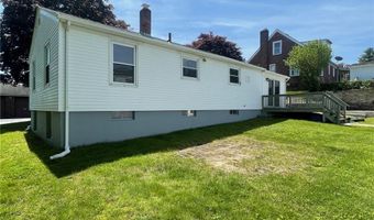 29 TACOMA St, Cranston, RI 02920