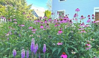 199 Main St, Belfast, ME 04915