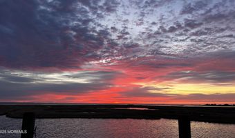 265 Cypress Dr, Bayville, NJ 08721