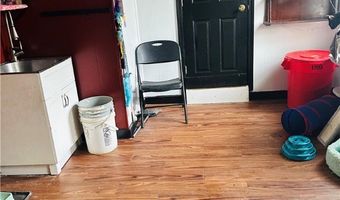 99 S 10th St, Airville, PA 15203