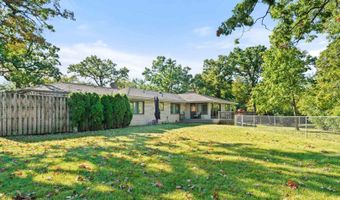 200 N Forest Ct, Addison, IL 60101