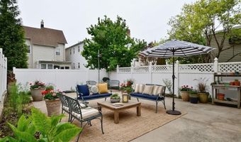 22 E 44TH St, Bayonne, NJ 07002