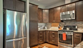 12 Upstream Way, Asheville, NC 28806