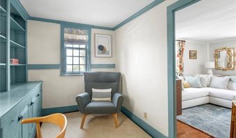 27 William St, Newport, RI 02840