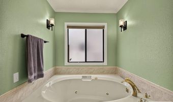 359 S Shilling Ave, Blackfoot, ID 83201