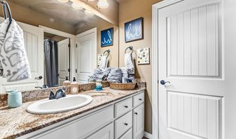 2711 SE 7Th St, Bentonville, AR 72712