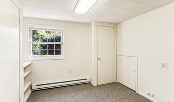 6812 ALGONQUIN Ave, Bethesda, MD 20817