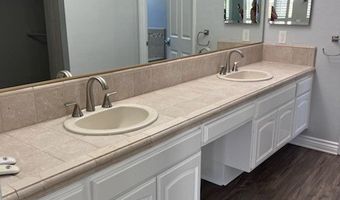 30057 Torrepines Pl, Agoura Hills, CA 91301