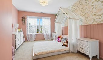 5 Tradewinds Ave, Barnegat, NJ 08005