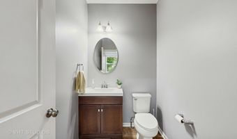 3756 Innesbrook Ct, Algonquin, IL 60102