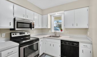 1915 NW Hickory Ln 8, Ankeny, IA 50023