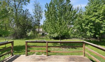 8768 Meadowridge Ln, Indianapolis, IN 46217