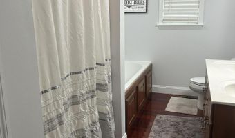 135 Central Ave, Benton, TN 37307