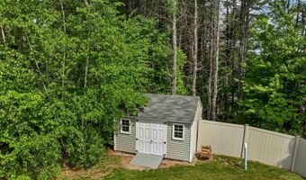 16 Palm Ln, Alton, NH 03809