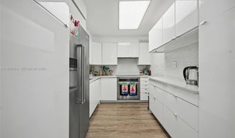 10000 W Bay Harbor Dr 303, Bay Harbor Islands, FL 33154