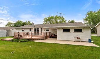 55 Villa Hgts Ct, Algoma, WI 54201