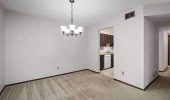 148 Cumberland Park Ct E, Ballwin, MO 63011