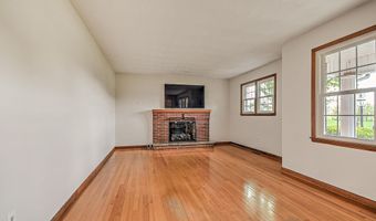 879 NE Wayne Ave, Abingdon, VA 24210
