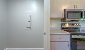 206 Riverchase Dr, Bainbridge, GA 39819