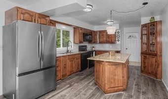5779 Arrasmith Trl, Ames, IA 50010
