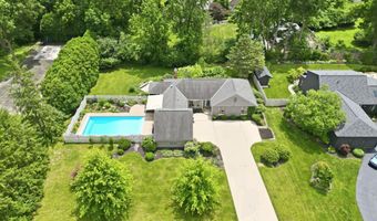 3401 Woodview Pl, Columbus, OH 43220
