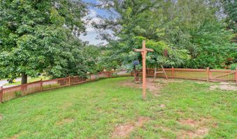 2116-2118 Chautauqua Pkwy, Des Moines, IA 50314