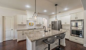 556 Sagebrush Ct, Aledo, TX 76008