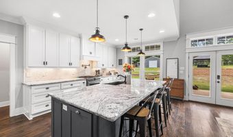 244 Artesia Ln, Beebe, AR 72012