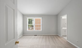 299 S PICKETT St, Alexandria, VA 22304