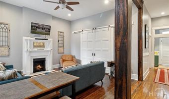418 E Waldburg St A & B, Savannah, GA 31401