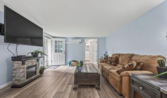 37 Anella Dr, Bethany, CT 06524