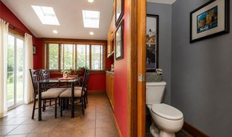 113 Beckwith St, Cranston, RI 02910
