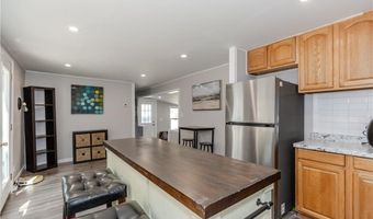 56 Park Ln, Coventry, RI 02816