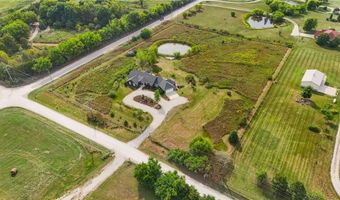1593 N 150 Rd, Baldwin City, KS 66006