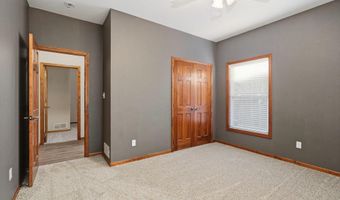 214 Hillside Dr, Baldwin City, KS 66006