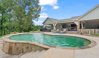 1615 Linton Rd, Benton, LA 71006