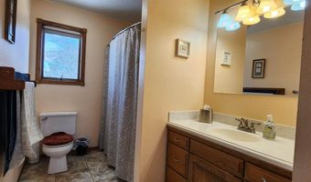 6707 Sonora Way, Bismarck, ND 58503