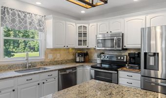 48 MADDOX Ln, Amissville, VA 20106