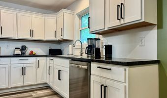 422 17th St, Bedford, IN 47421
