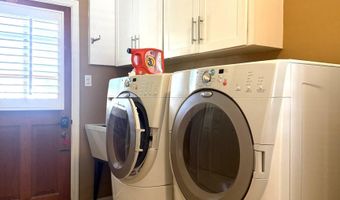 812 S Clowe Ave, Artesia, NM 88210