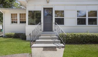 145 Bay View Ct, Bay St. Louis, MS 39520