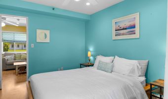 379 Bluff Rd 123, Amagansett, NY 11930