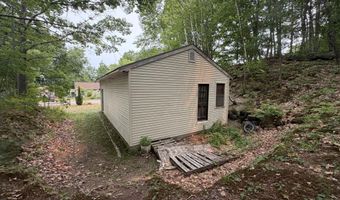 21 7th St, Auburn, ME 04210