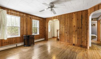 218 Breezy Hill Rd, Barton, VT 05822