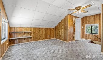 15 Little Donner Dr, Cascade, ID 83611