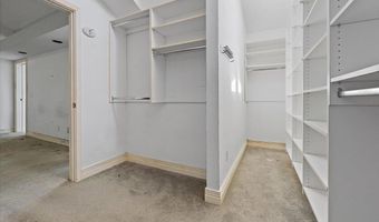 94 OCEANSIDE Dr, Atlantic Beach, FL 32233