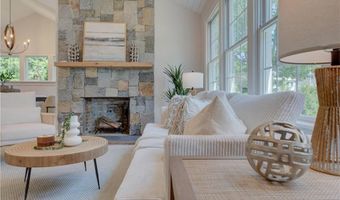 3 Tyler Point Rd, Barrington, RI 02806